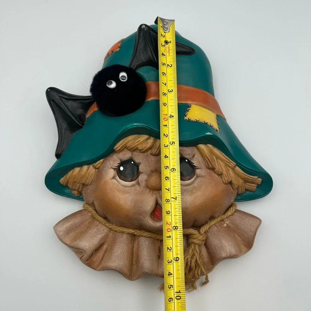 Hand-Painted Ceramic Scarecrow Wall Decor - Picture 5 of 6